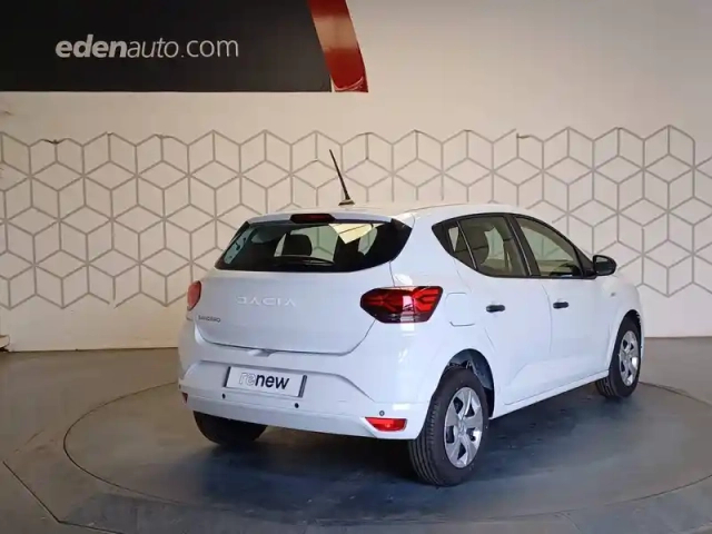 Dacia Sandero sce 65 — photo 34