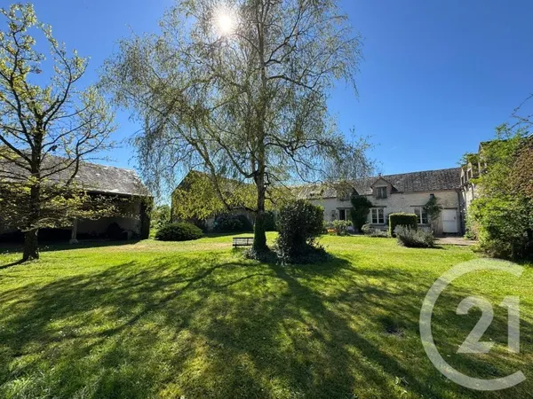 Maison 8 pièces 221 m²