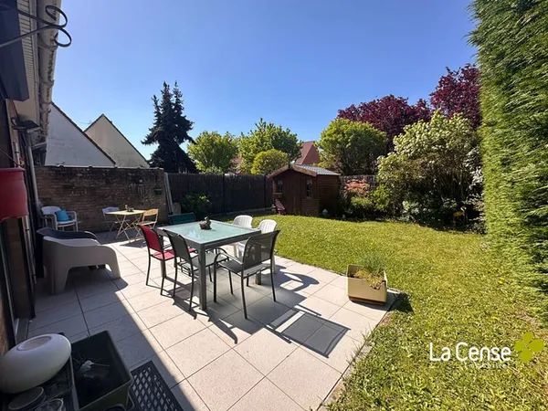 SAILLY-LEZ-LANNOY- Maison semi- individuelle
