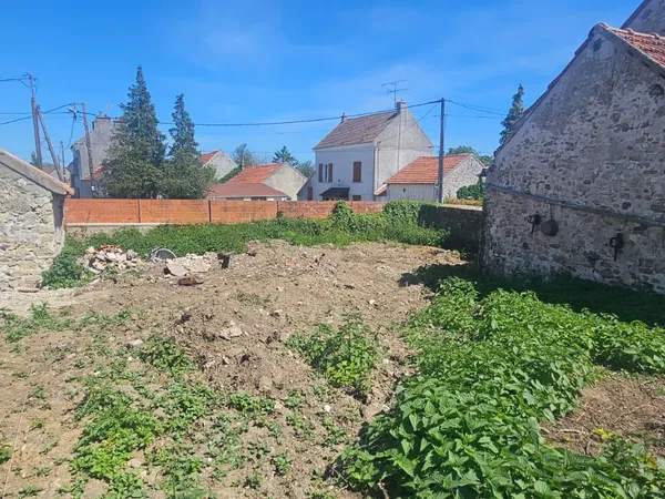 Terrain Douy La Ramee