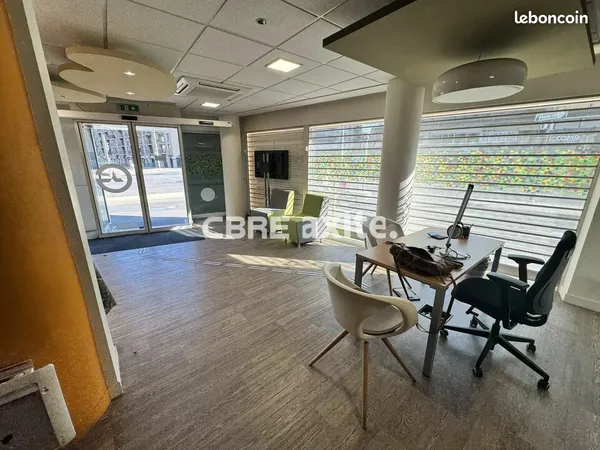 Local commercial 165 m² CHAMBERY