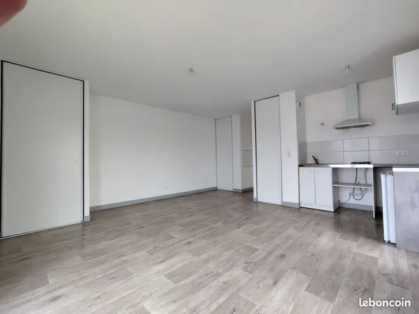 Nieul sur mer - T2 avec balcon et parking