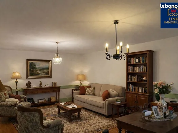 Maison 6 pièces 353 m²