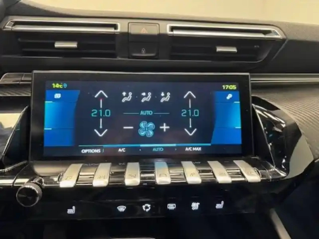 Peugeot 508 hybrid 225 e-eat8 — photo 13