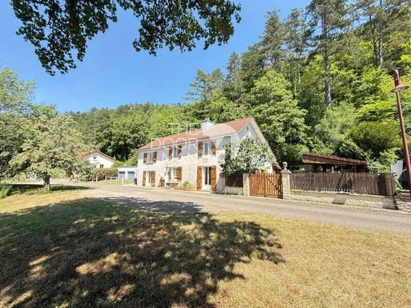 Maison 5 pièces 168 m²
