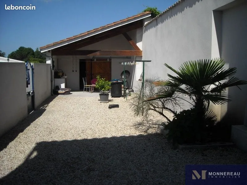 Photo 2