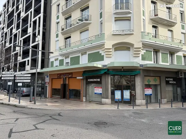 Local commercial 86 m² VALENCE