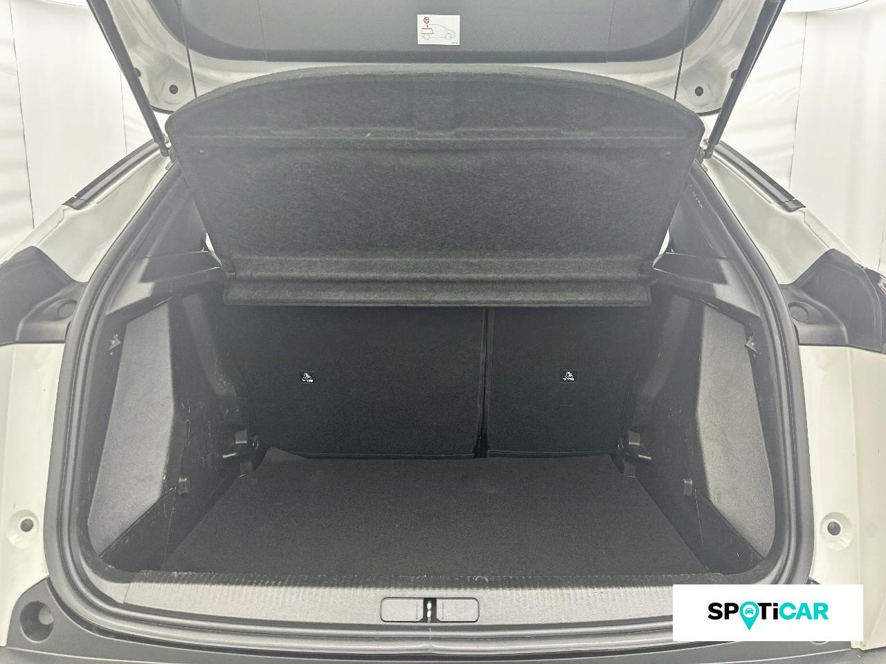 Peugeot 2008 1.2 puretech 100ch s&s active pack — photo 6