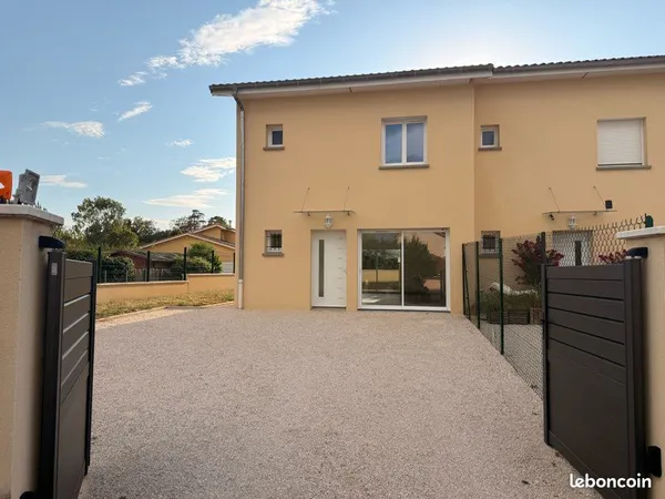 Maison T4 récente 94 m² - 3 chambres - Jardin - Estrablin / Vienne