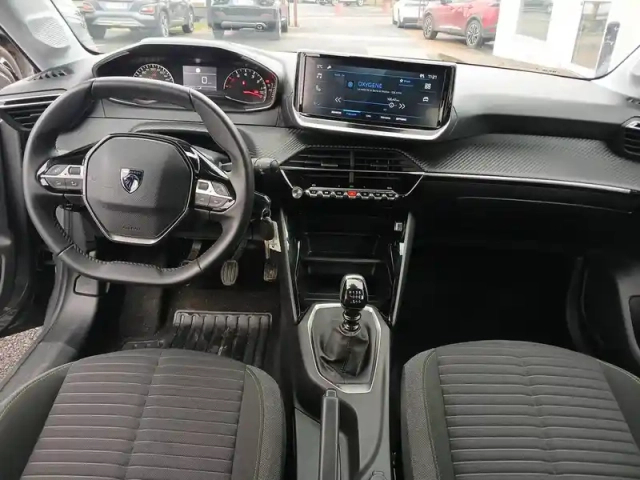 Peugeot 208 puretech 100 s&amp;s bvm6 — photo 11