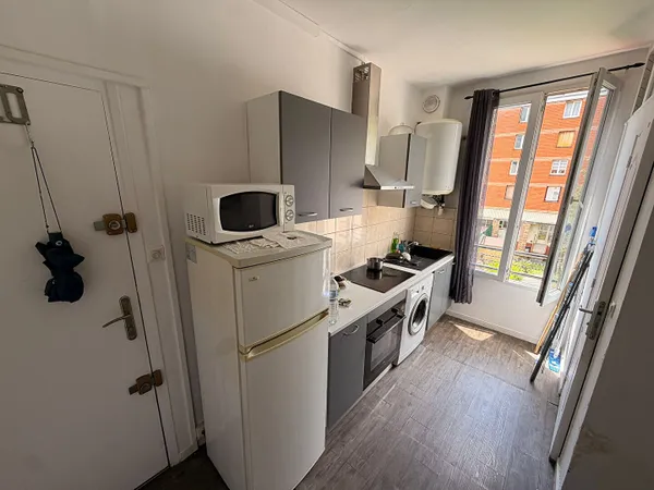 Studio 1 pièce 24 m²