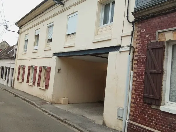 A louer F2 avec place de parking