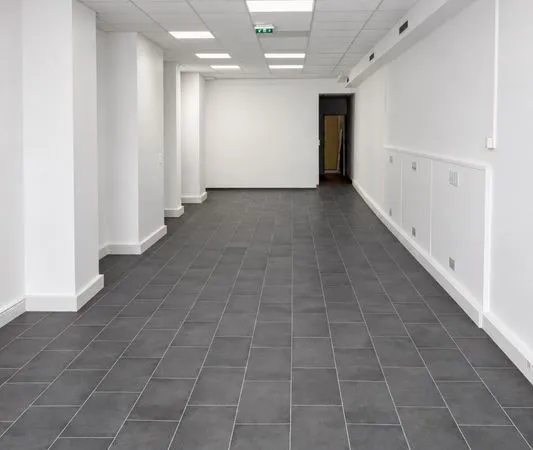 Local commercial / bureaux 80 m² - Paris 12e - Daumesnil