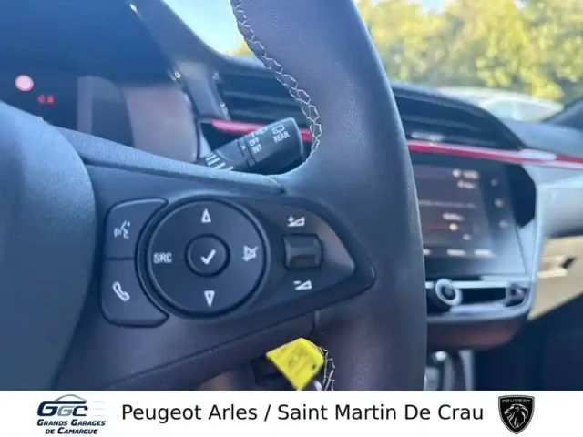 Opel Corsa 1.2 turbo 100 ch bvm6 — photo 47