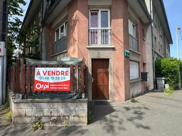 Studio 1 pièce 24 m²