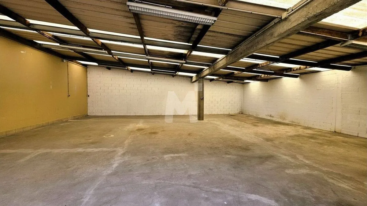 Photo 3