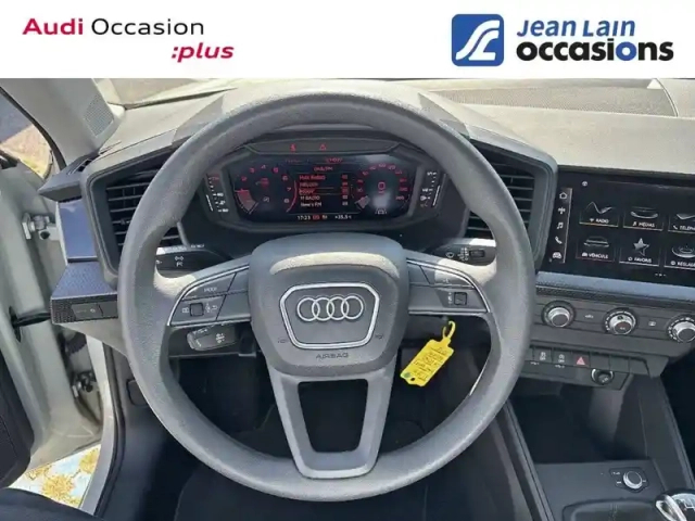Audi A1 sportback 25 tfsi 95 ch bvm5 — photo 12