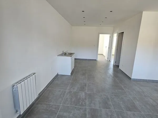 : LOCAL F3, IDEAL BUREAUX, RESERVE AUX PROFESSIONNELS