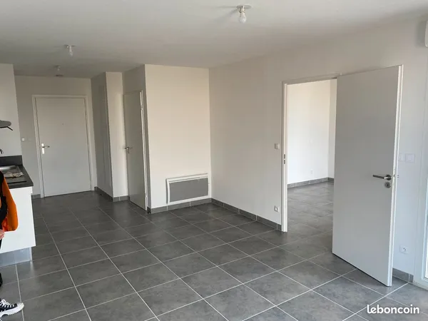 Appartement Location Agde 2p 42m² 665€