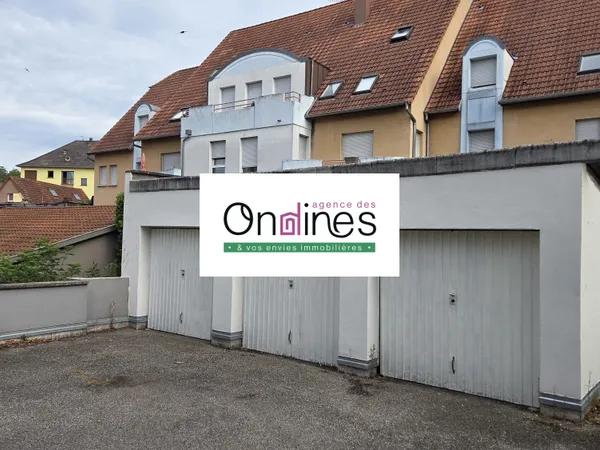 A saisir lot de 3 garages
