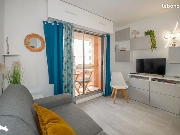 Studio 1 pièce 22 m²