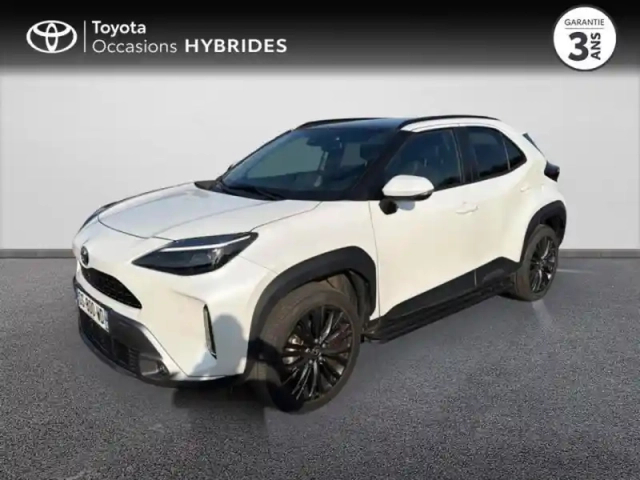 Toyota Yaris cross 116h trail awd-i + marchepieds my22