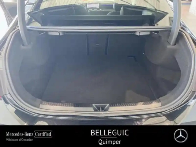 Mercedes Classe A berline 200 d 150ch amg line 8g-dct — photo 12