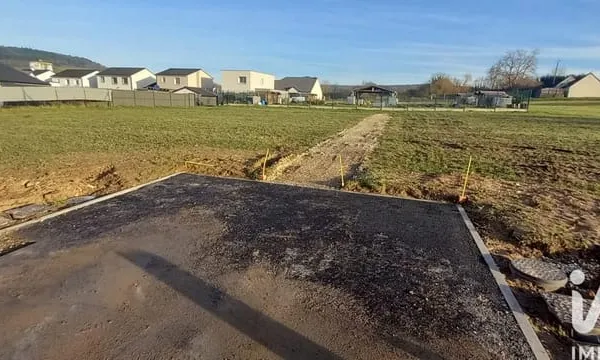 Terrain 651 m²