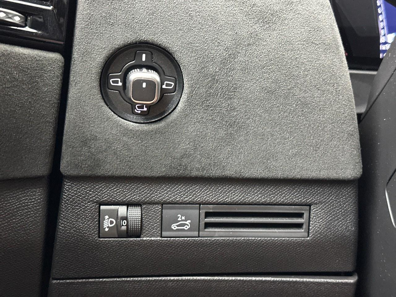 Ds Ds 4 puretech 130 eat8 performance line — photo 19