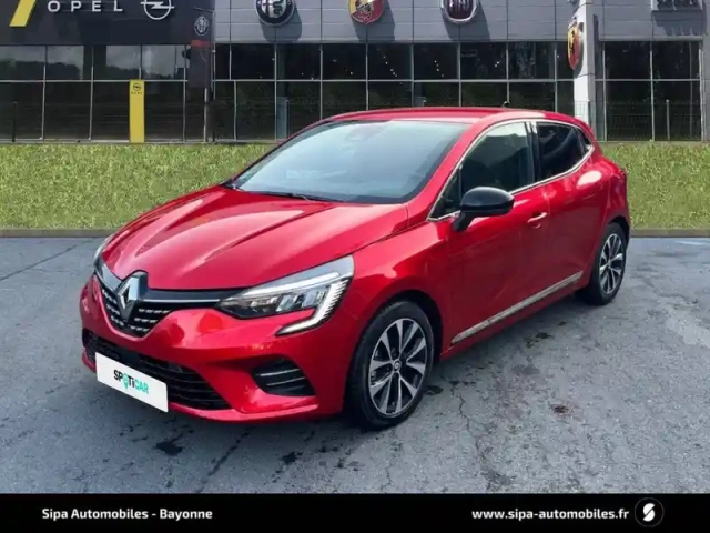 Renault Clio e-tech full hybrid 145