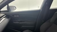 Toyota C-Hr 122h Edition 2WD E-CVT MY22 — photo 22
