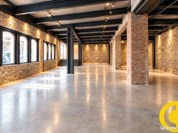 Local commercial 478 m²