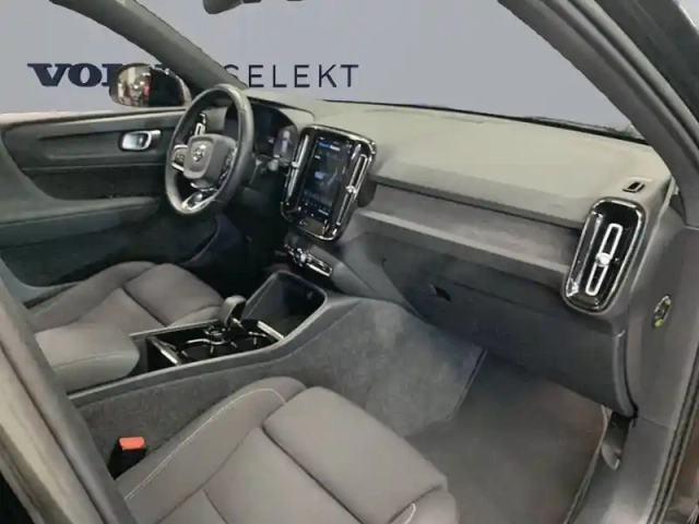 Volvo Xc40 recharge 231 ch 1edt — photo 12