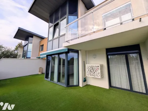 Appartement 4 pièces 93 m²