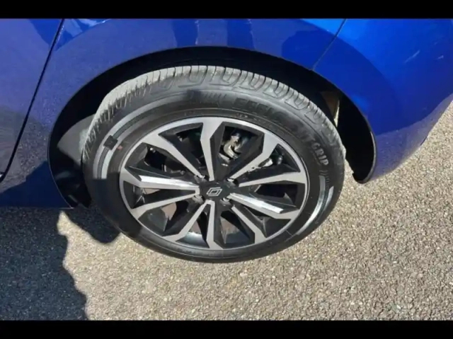 Renault Clio 1.0 tce 90ch techno - 24 — photo 11