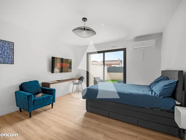 Studio 1 pièce 28 m²