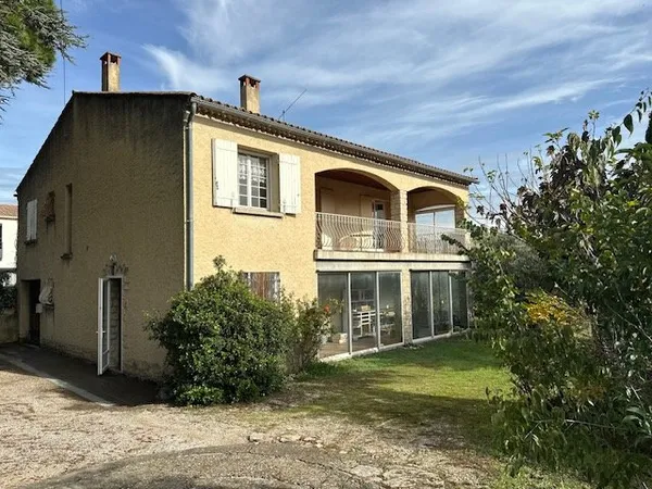 Maison A Vendre A Carpentras