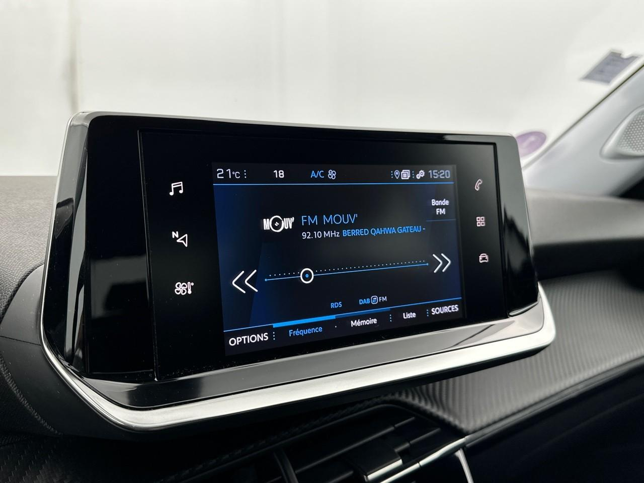 Peugeot 2008 puretech 100 s&s bvm6 style — photo 24