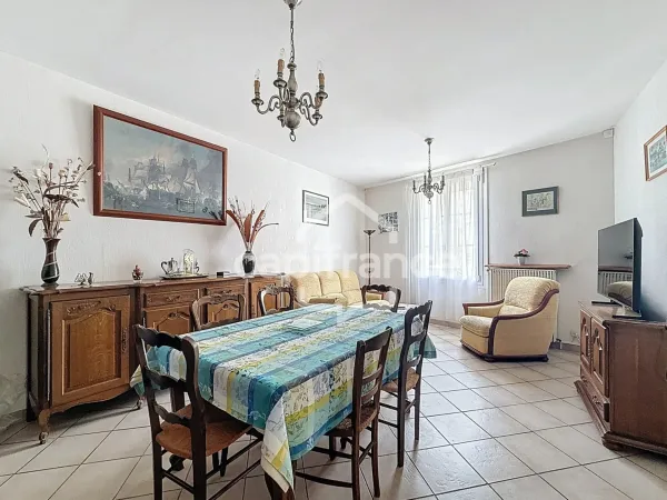 Maison 5 pièces 142 m²