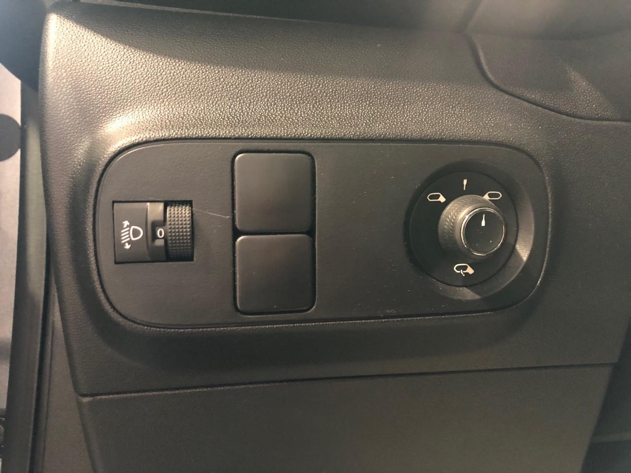 Citroën C3 puretech 83 s&s bvm5 c-series — photo 23