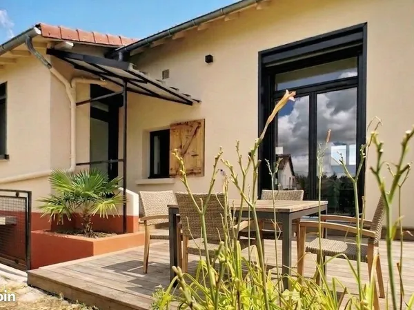Maison 3 pièces de ville 77 m²