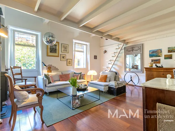 Duplex esprit loft de 125 m2, une maison sur les toits