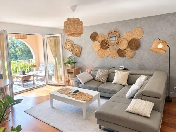 Appartement T2 52m² avec balcon - Nice Fabron