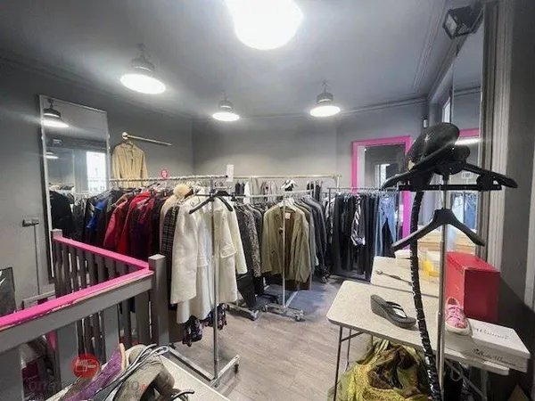 Boutique 67 m²