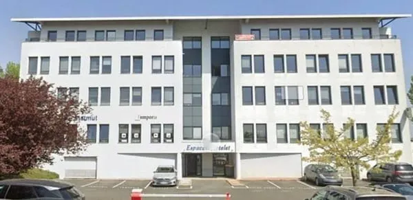Bureaux 270 m²