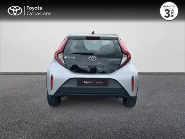 Toyota Aygo X 1.0 vvt-i 72ch dynamic — photo 4