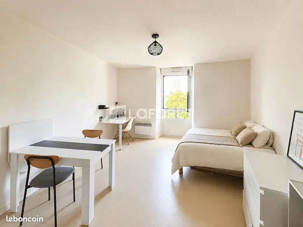 Studio 1 pièce 26 m²