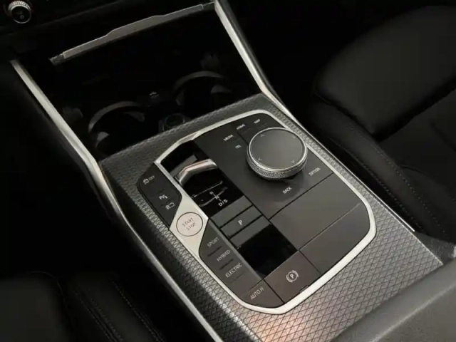 Bmw Serie 3 série 3 330ea 292ch m sport — photo 13