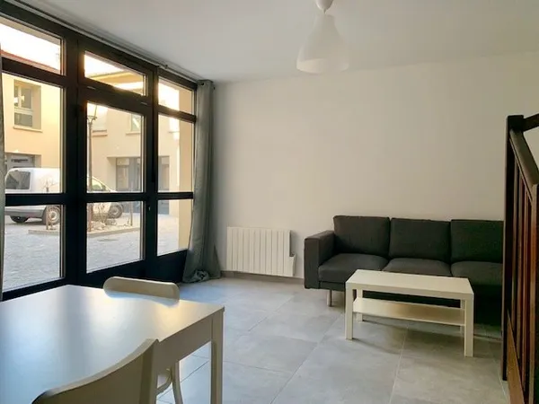 T2 DUPLEX MEUBLE - PLACE COLONEL FABIEN - NANCY