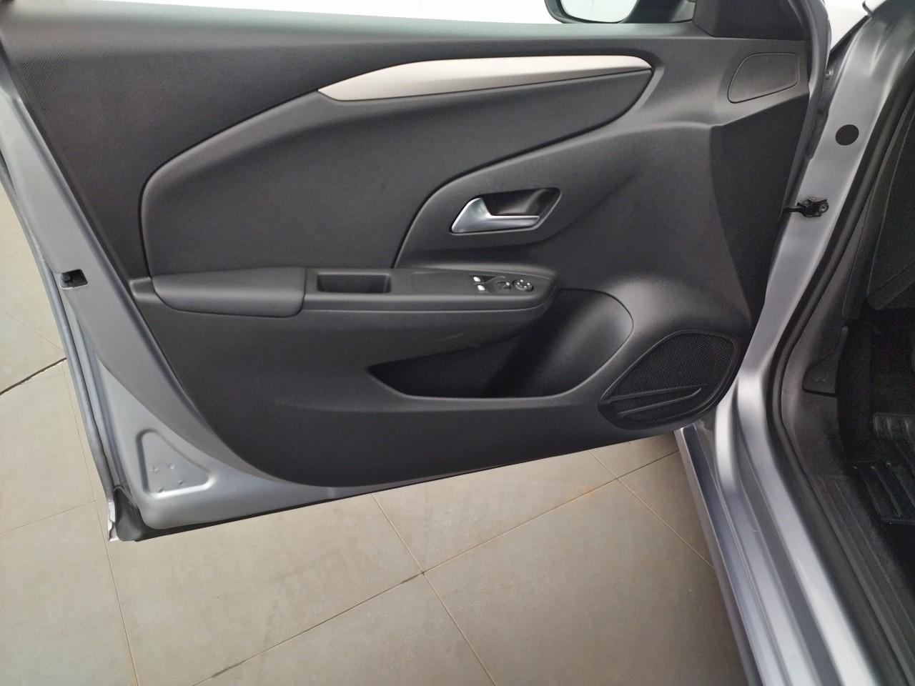 Opel Corsa 1.2 75 ch bvm5 edition business — photo 23